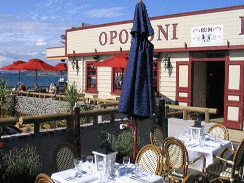 Opononi Hotel Kültér fotó