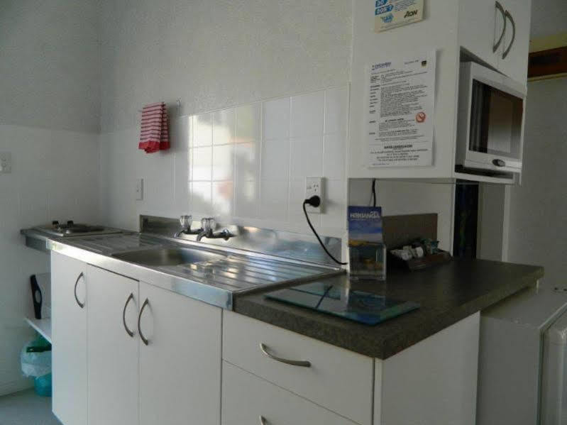 Opononi Hotel Kültér fotó